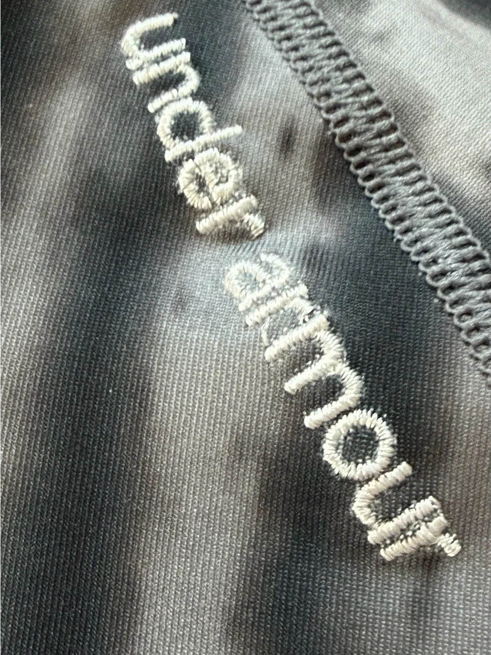 Under Armour ColdGear 1/4 Zip Running Top Thumbholes Grey Print - Small - Picture 7 of 10